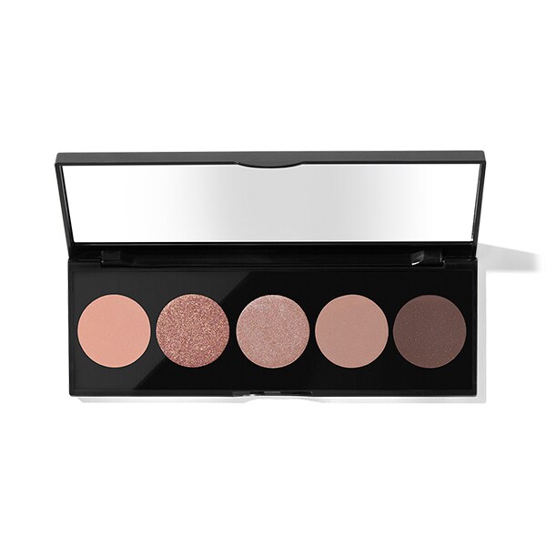 איפור עיניים: צלליות & עיניים מעושנות | Bobbi Brown Cosmetics