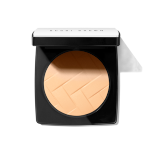 Vitamin Enriched Pressed Powder פודרה דחוסה עשירה בויטמינים לגימור עור קטיפתי ומעודן, Neutral, 8 גרם